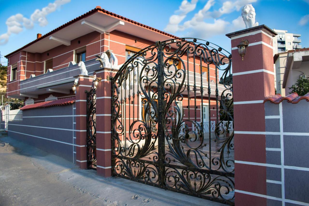 Апартаменты Vila Shehaj Luxury Влёра Экстерьер фото